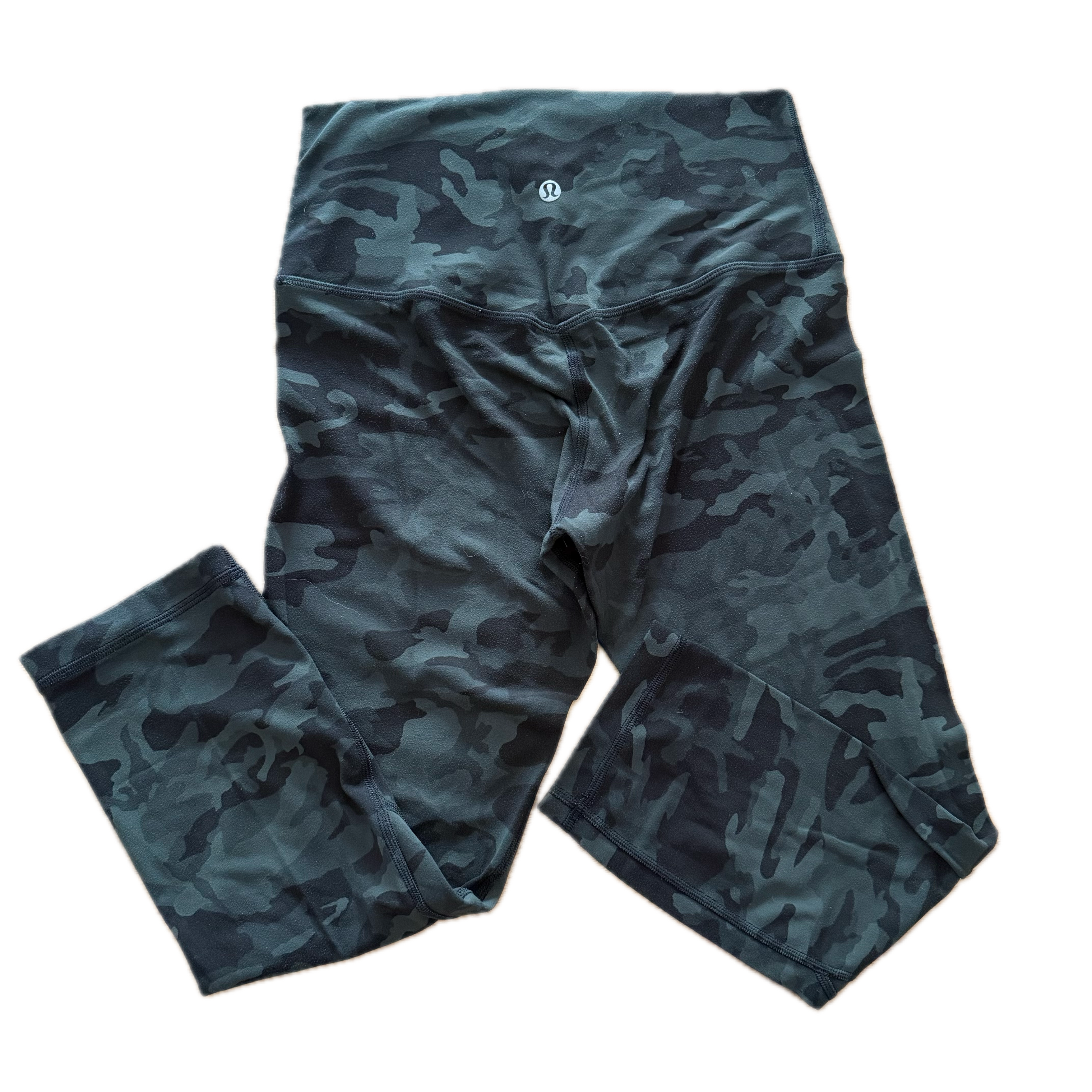 Legging 70 cm Lululemon talla 6 camo verde tela Nulu™