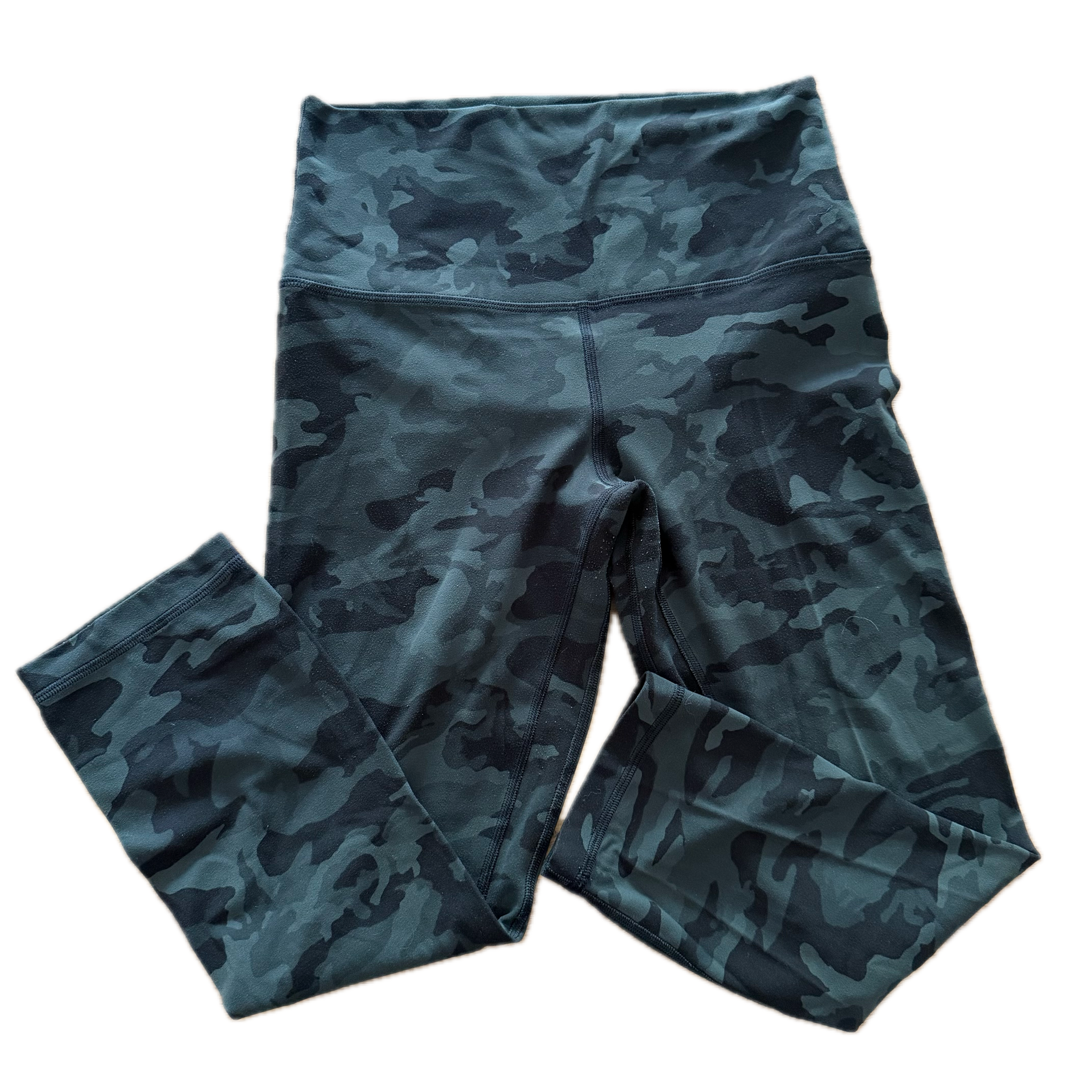 Legging 70 cm Lululemon talla 6 camo verde tela Nulu™