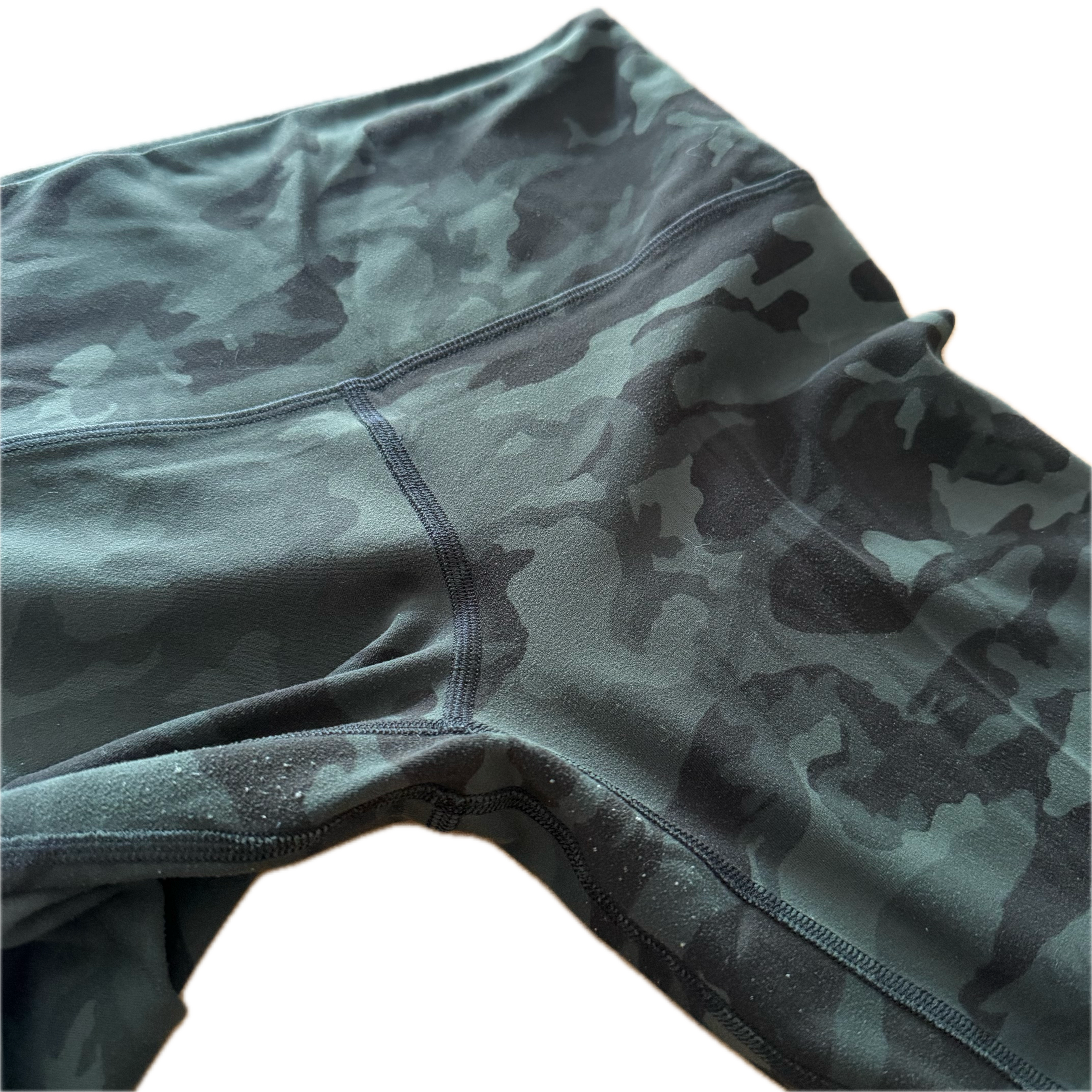 Legging 70 cm Lululemon talla 6 camo verde tela Nulu™