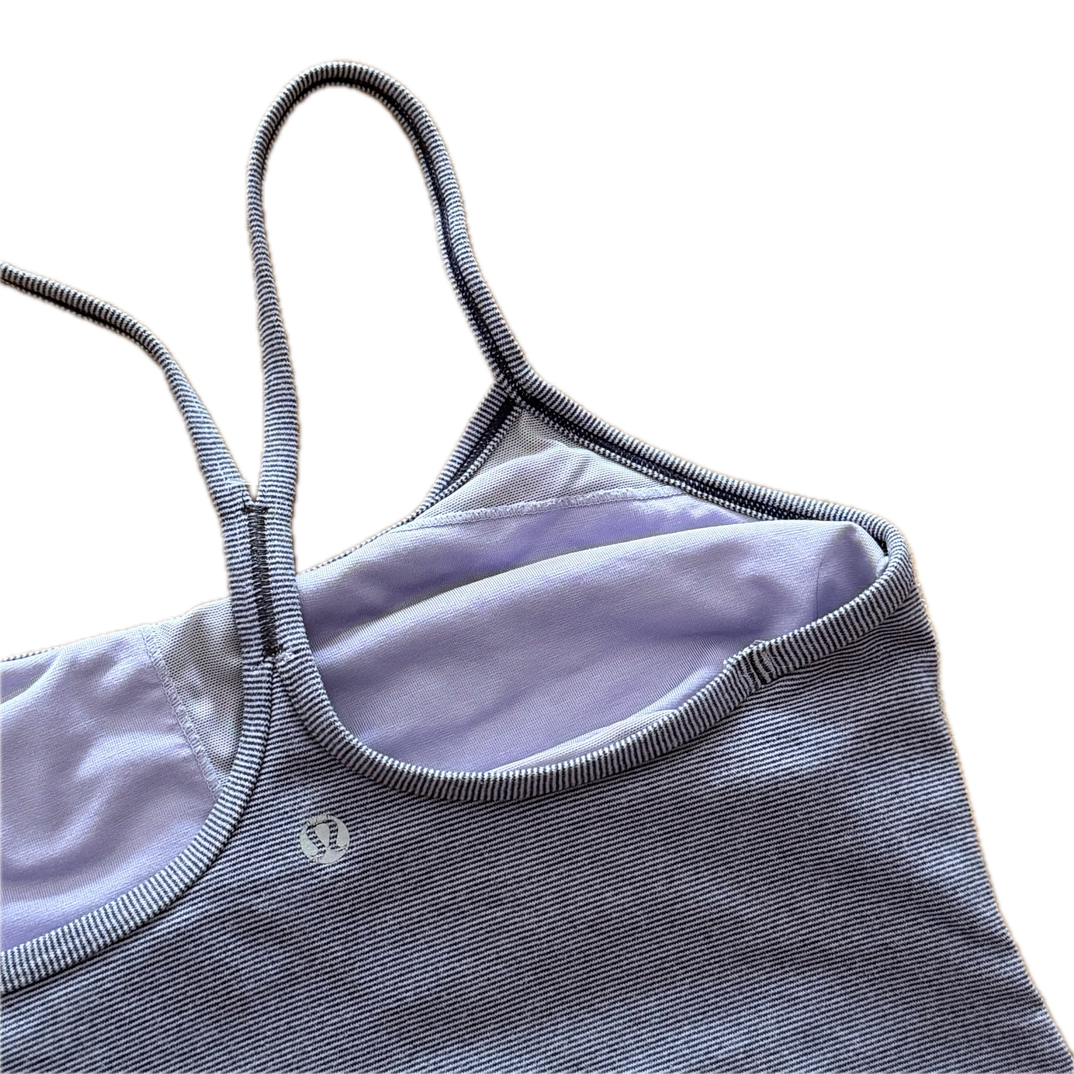 Tank talla 6 lila con rayitas
