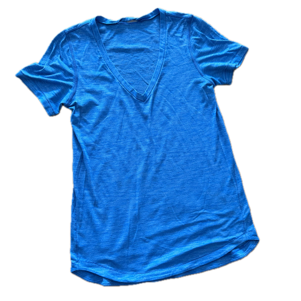 Playera talla 6-8 azul jaspeada