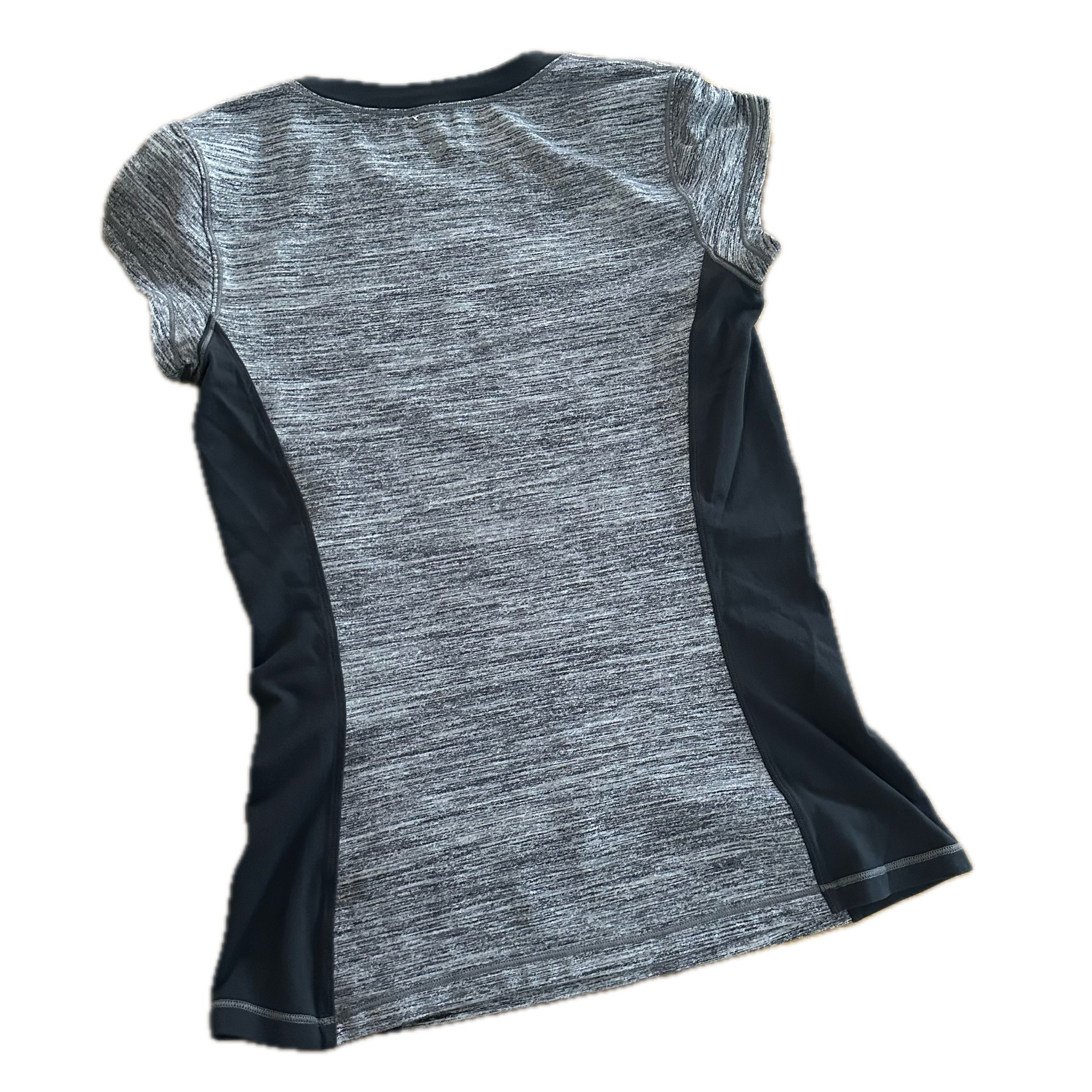 Playera talla 4 gris y negro