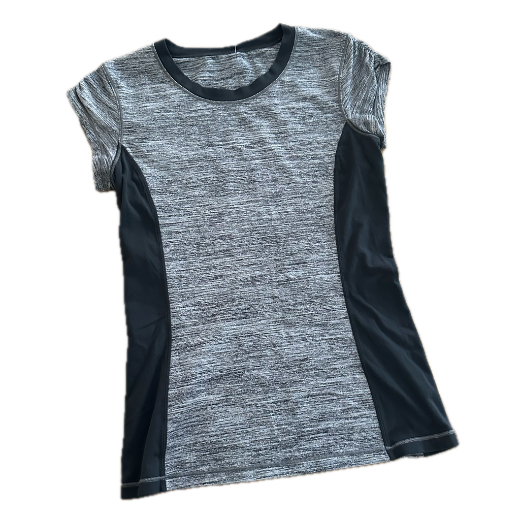 Playera talla 4 gris y negro