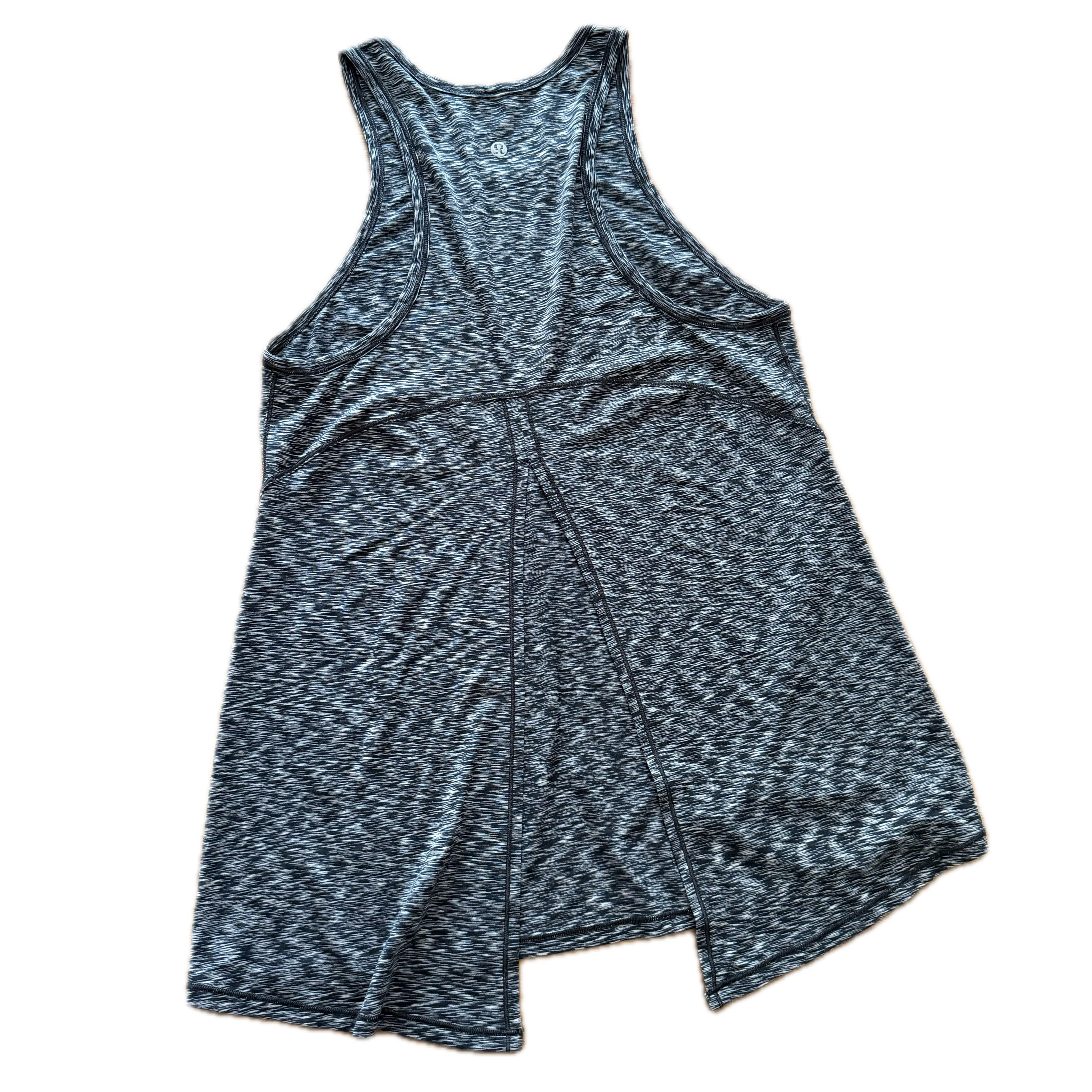 Tank Lululemon talla 8 gris jaspeada tela Nulu™