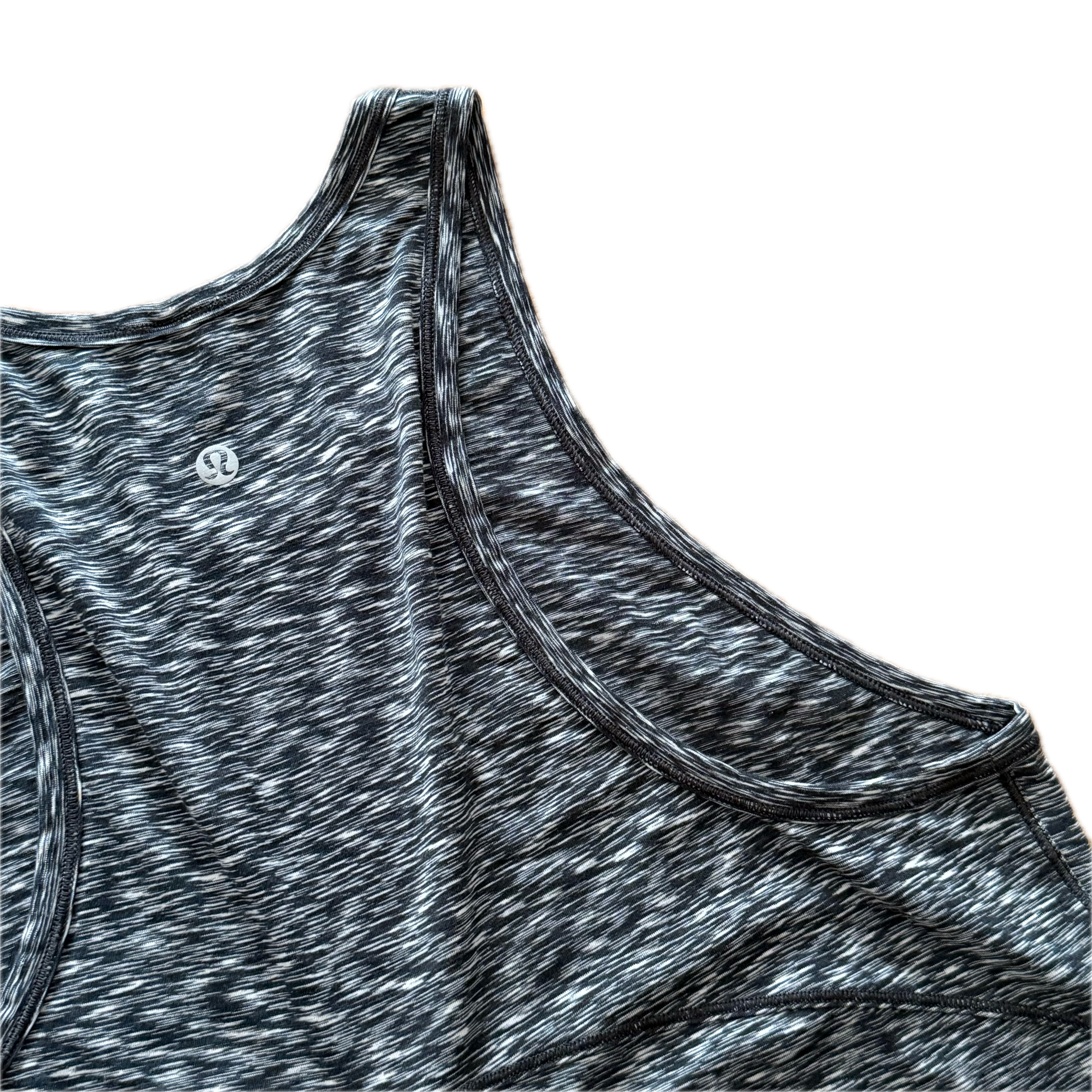 Tank talla 8-10 jaspeada negro y blanco