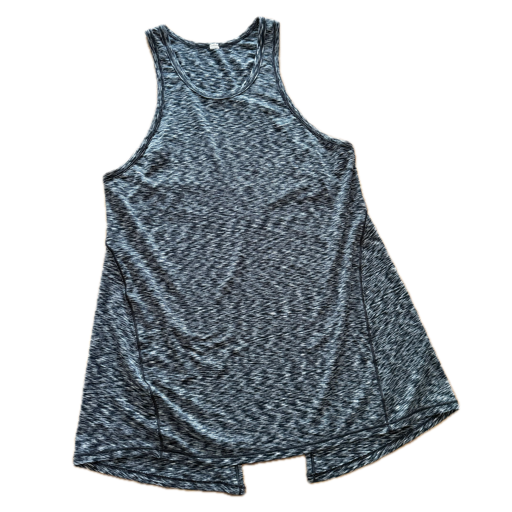 Tank talla 8-10 jaspeada negro y blanco