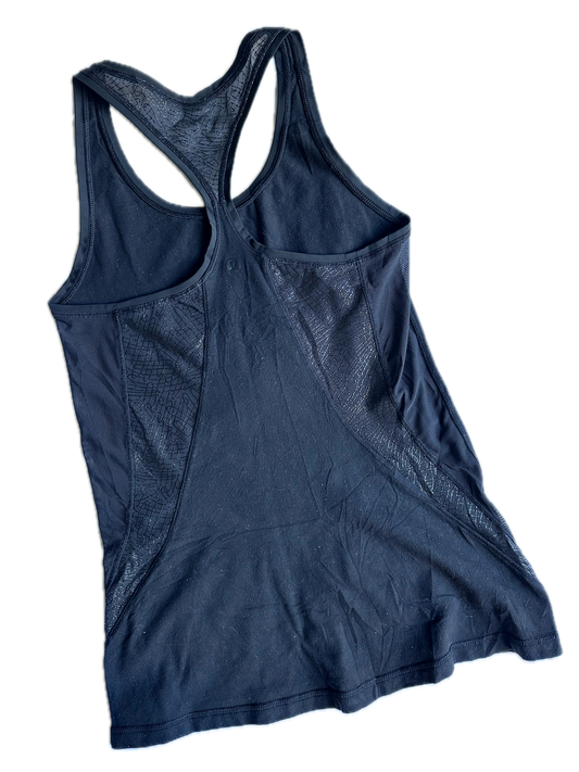 Tank 4 negra con transparencia