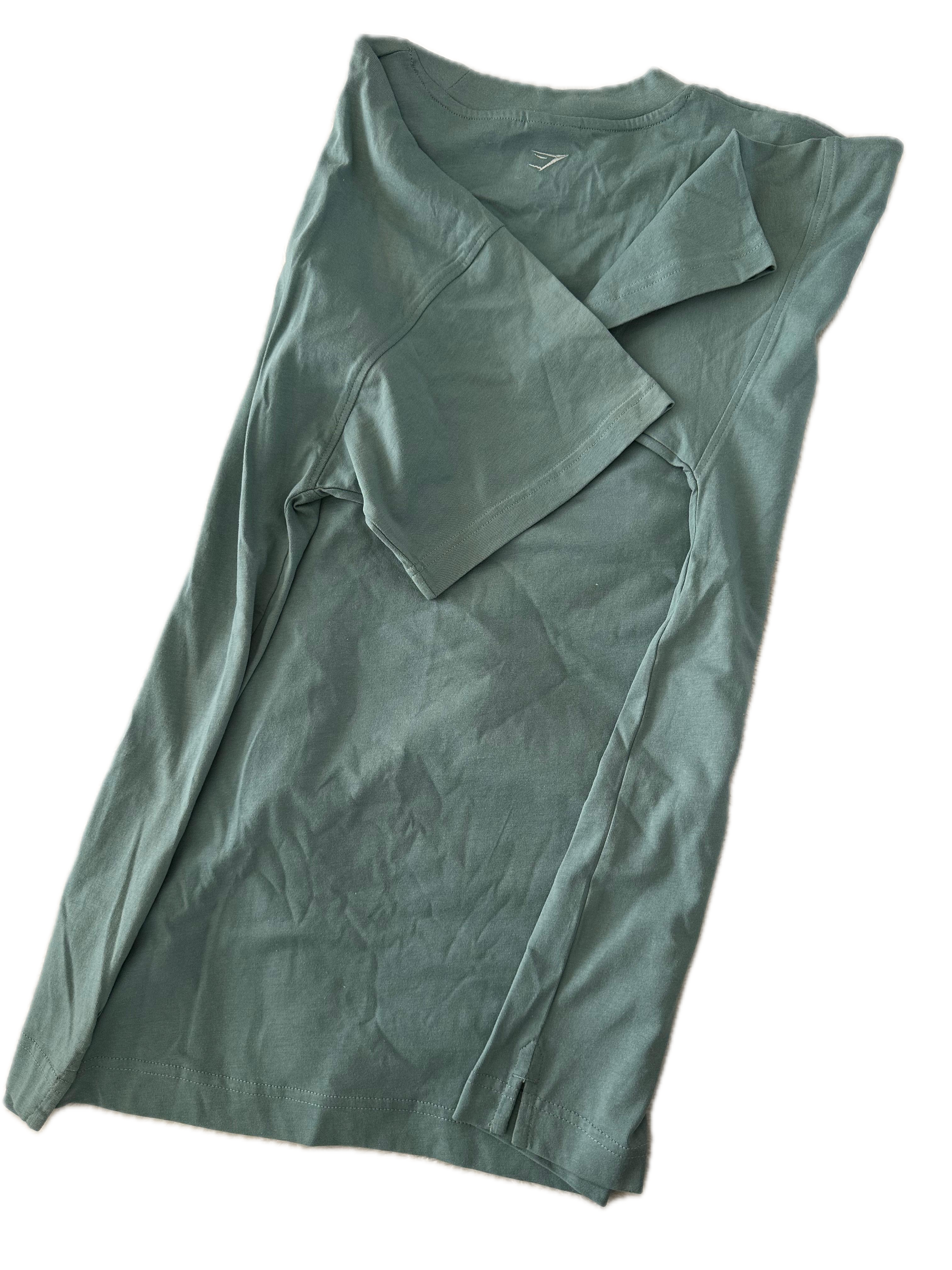 Playera GYMSHARK talla M verde gris