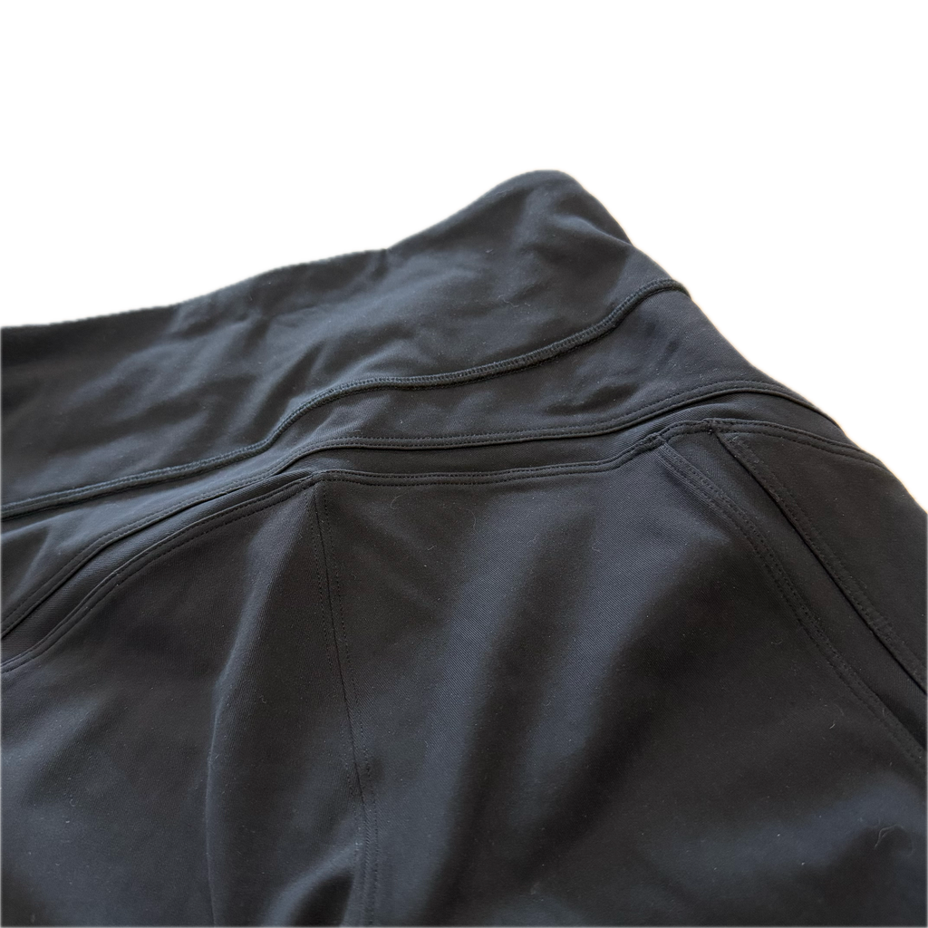 Legging talla 4 negro con linea diseño
