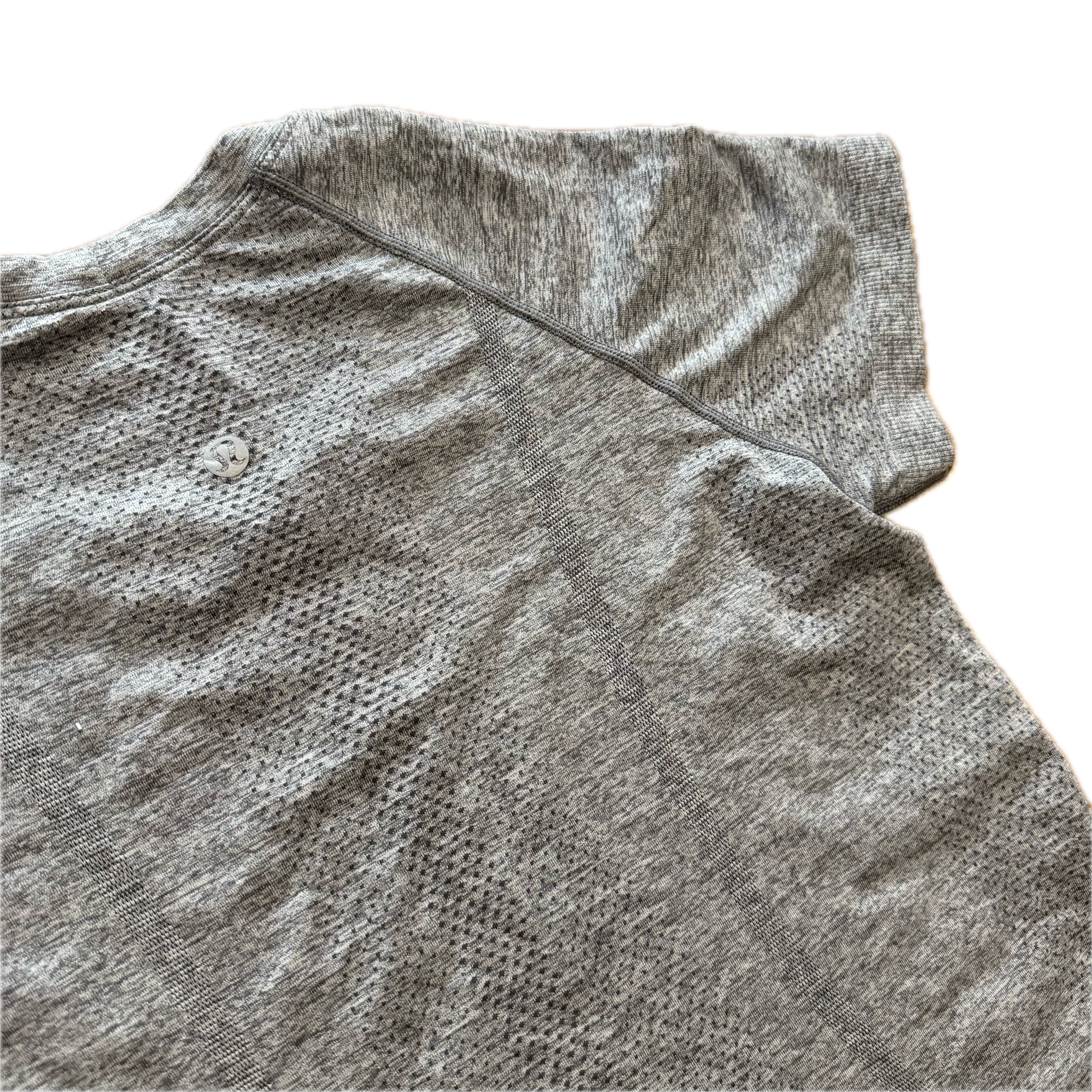 Playera talla 6 gris jaspeada tela anti olor