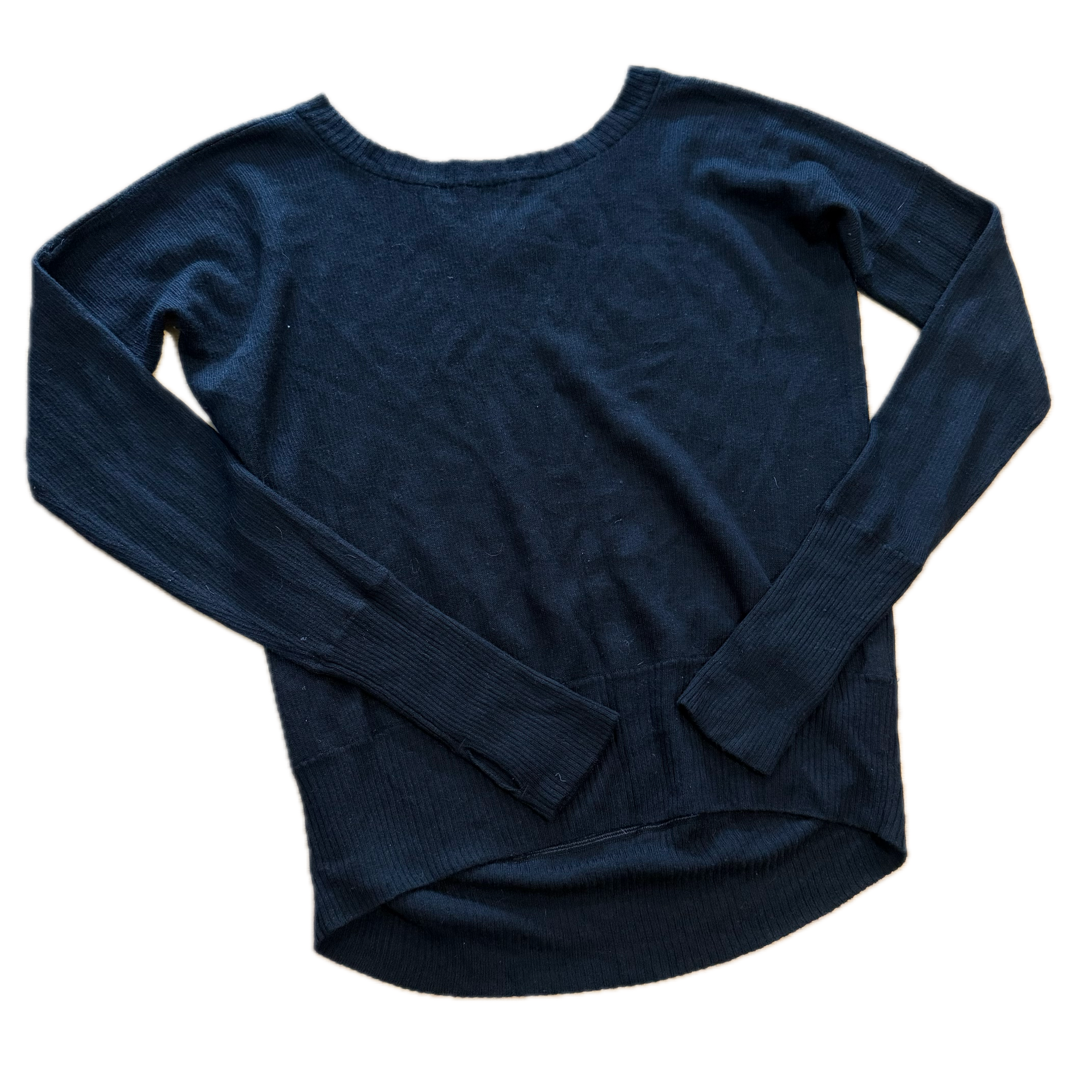 Sweater talla 8 negro cuello V