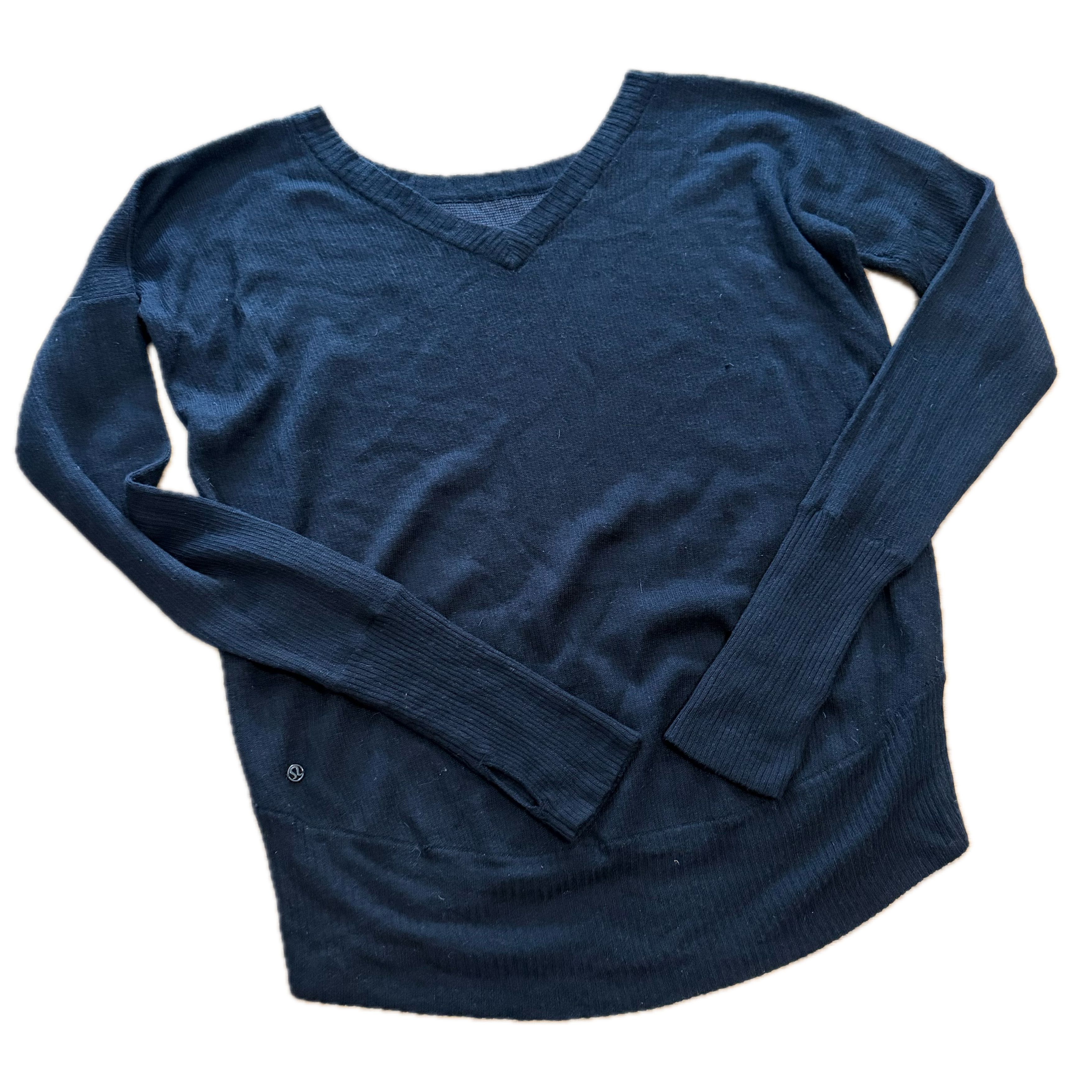 Sweater talla 8 negro cuello V