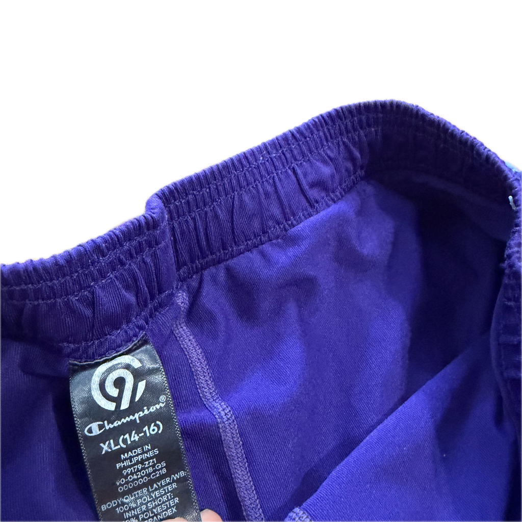 Short talla XL morado lycra interior