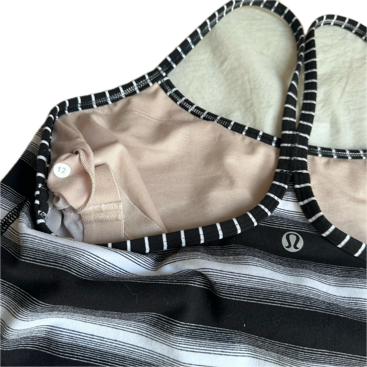 Tank top 12 negro con blanco