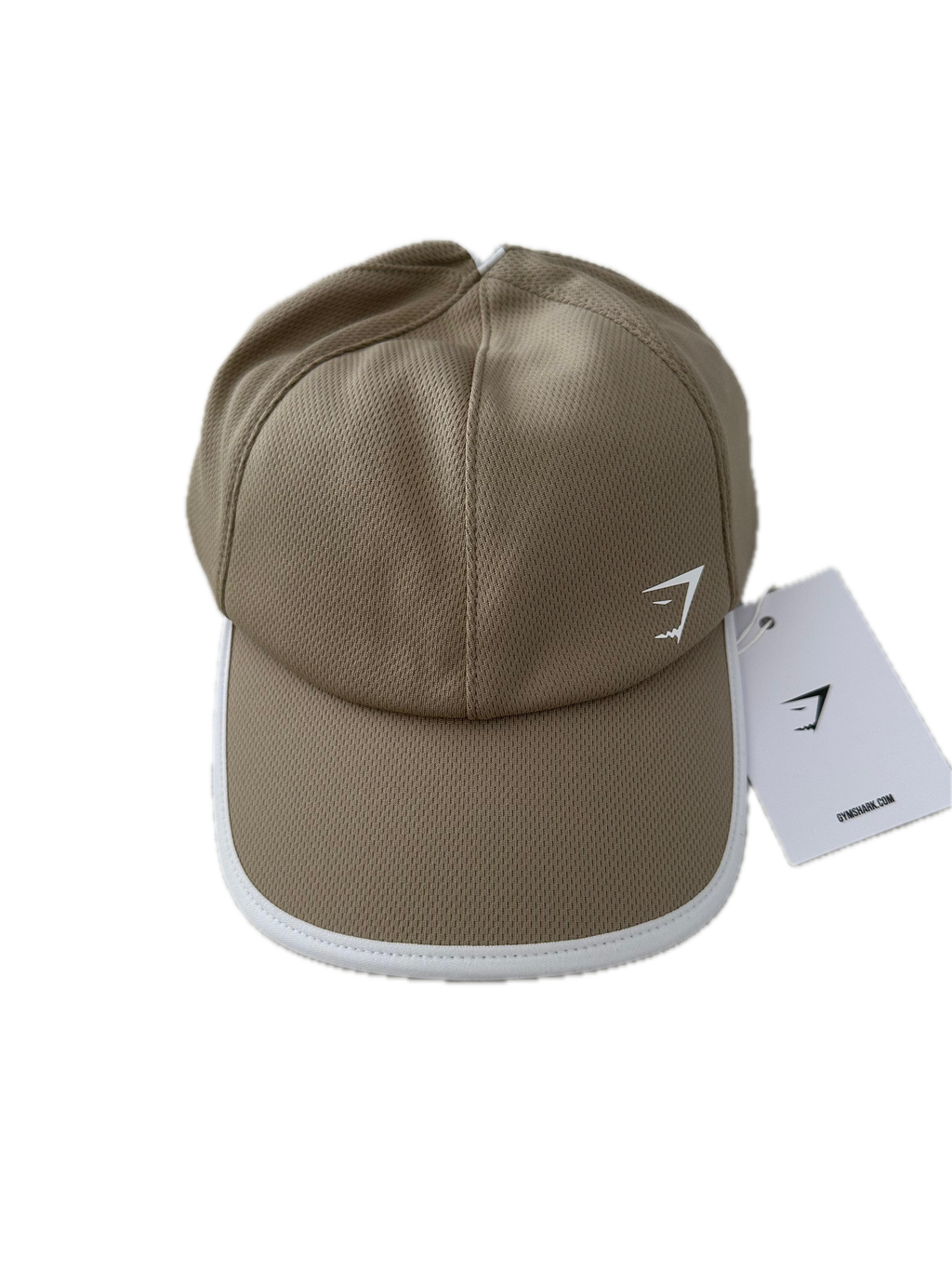 Gorra beige con línea blanca